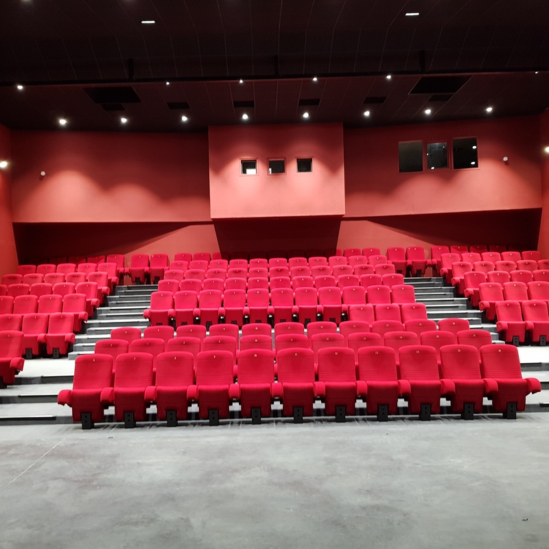 Salle de spectacle - maison pour tous à Sainte-Savine